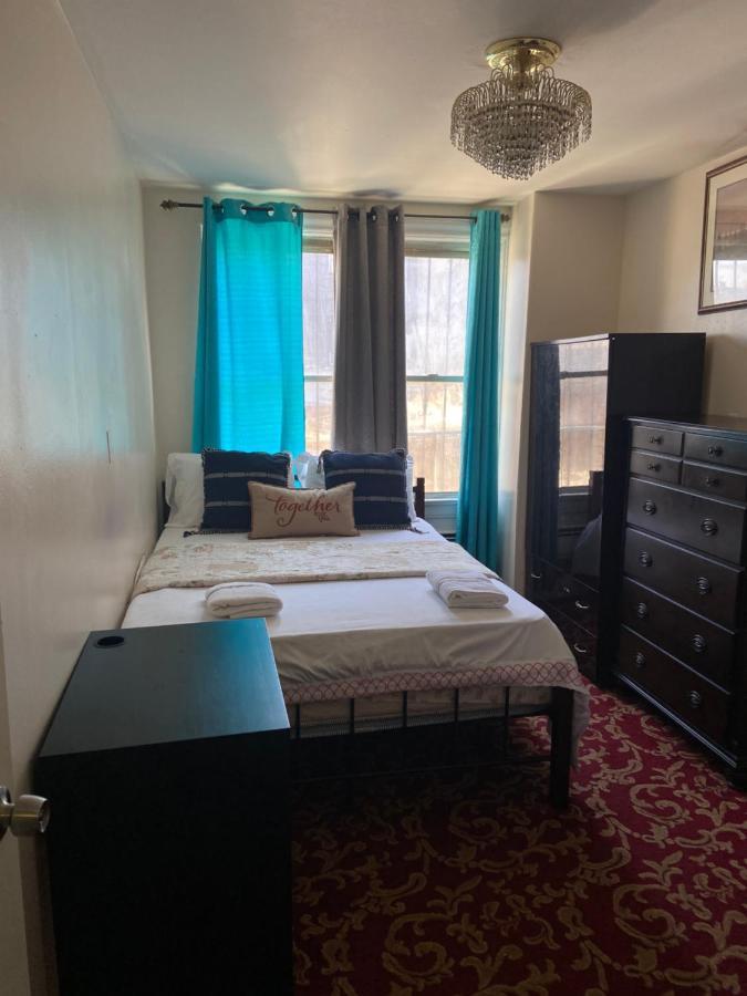A Peaceful Room In Queens New York Exterior foto